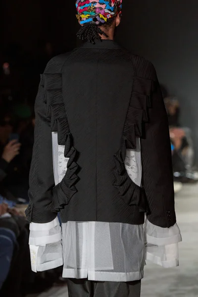 Look 12